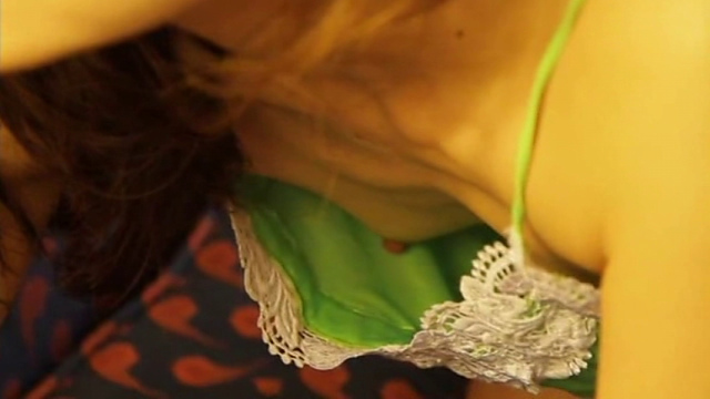 華 ～HANA～　綺麗なお姉様のパンティ生脱ぎにドキドキ☆