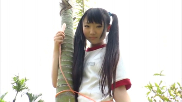 和泉ひよりセクシーなプロポーションに夏の恋