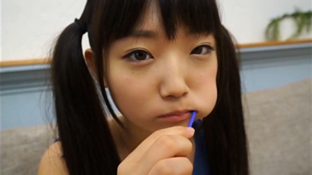 ぴよぴよ 和泉ひより　19歳の美尻に下着の跡がクッキリハプニング☆